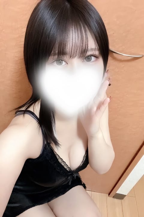 scrape_url:https://esthe-dulcis.com/images_staff/197/050611104235.jpg