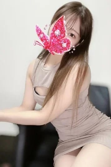 scrape_url:https://img.estama.jp/shop_data/00000040892/cast/sub/357x556/6y0ie_20260621004041.jpg?f=webp