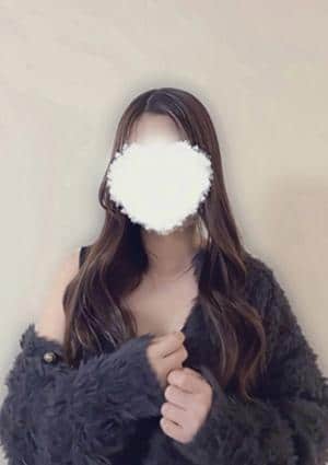 優木 はるな
