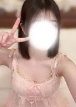小園あみな