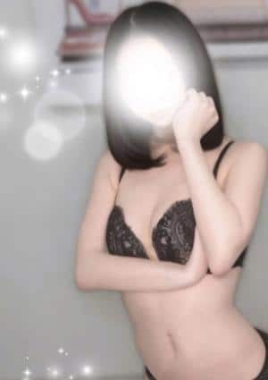 涼森 れむ