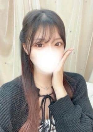 成田ひかり