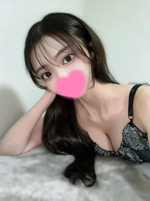 MERFOIS（メルフォア） セラピスト 莉緒（りお） 22歳