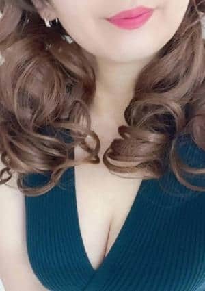 女神の熟女エステ セラピスト 宮脇えみ