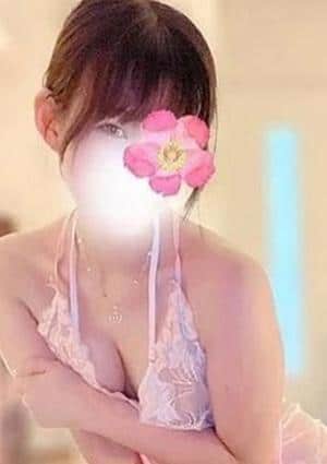 ささやき セラピスト 小林ほのか