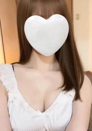 Crystal SPA セラピスト ひなた