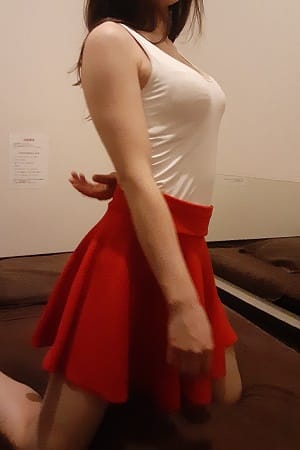 scrape_url:https://esthe-bemajo.net/images_staff/201/061216010847.jpg