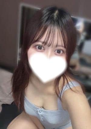 朝妃りあ