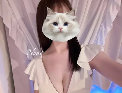 scrape_url:https://esthe-angeaile.com/images_staff/192/052123160322.jpg