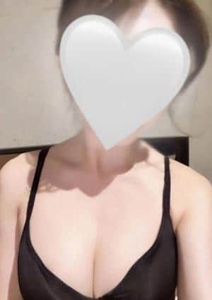 Queendom（クイーンダム） セラピスト 成美かれん