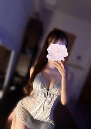 白百合　響