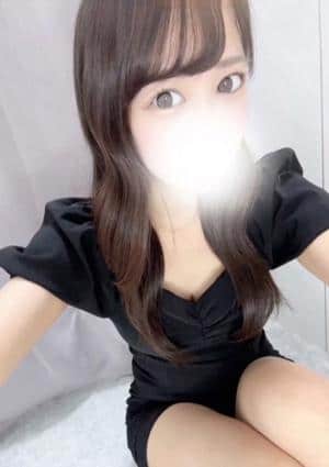成島みみ