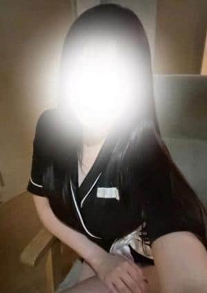 AROMA Queen セラピスト りさ