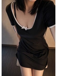 LUXURIOUS（ラグジュリアス） セラピスト ひな 27歳