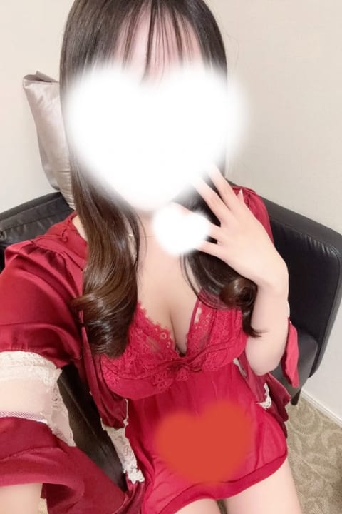 scrape_url:https://esthe-angeaile.com/images_staff/212/072316011257.JPG