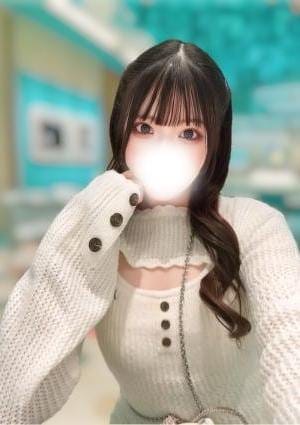 百瀬あみ
