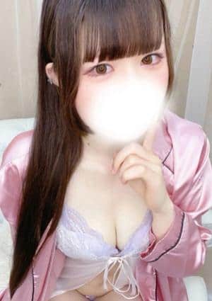 桃瀬ひなみ