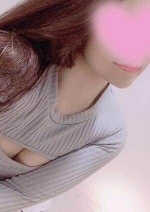 宇多田なぎさ