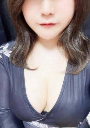 マンダリンスパ神楽坂 セラピスト せな