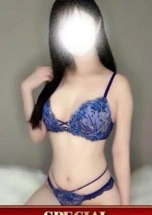 白石 れな