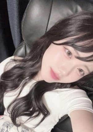 成瀬ひな