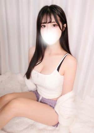 美月ゆい