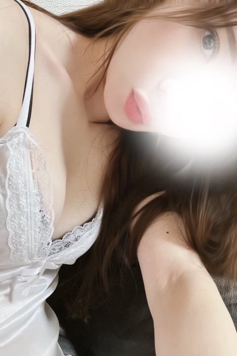 scrape_url:https://esthe-dulcis.com/images_staff/207/051215275661.jpg