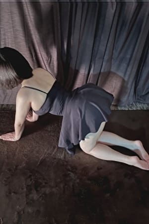 scrape_url:https://esthe-bemajo.net/images_staff/300/042013340278.jpg