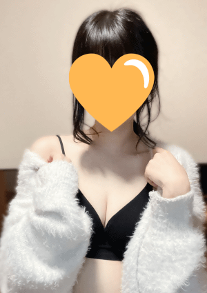 新人・梨々亜