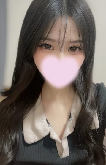 scrape_url:https://img.estama.jp/shop_data/00000031936/cast/sub/357x556/bxs0z_20260121231830.jpg?f=webp