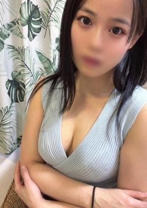 HANA SPA セラピスト 小鳥遊かんな