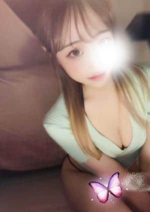 クリームソーダ セラピスト 雨宮かえで