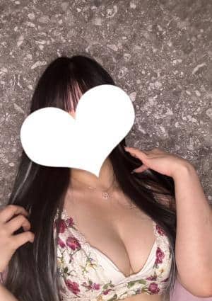 RedRibbon（レッドリボン）越谷 セラピスト かれん