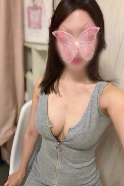名古屋・栄メンズエステ〜HANIEL〜 セラピスト ⚜️きほ⚜️ 26歳