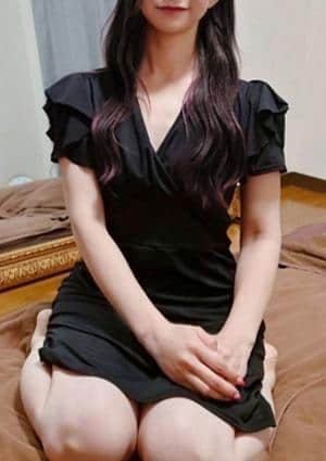 MADAME聖子 セラピスト あか