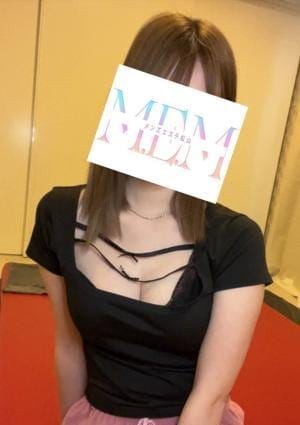 愛嬌爆弾　新人むに