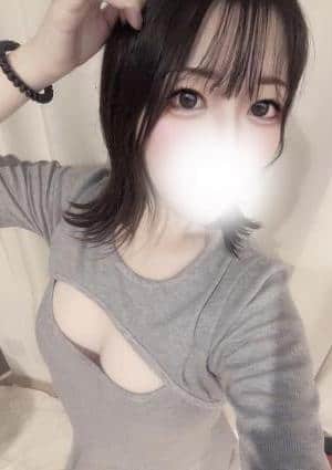 HITORI GURASHI セラピスト まゆ