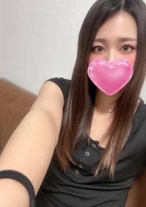 安藤ひなの