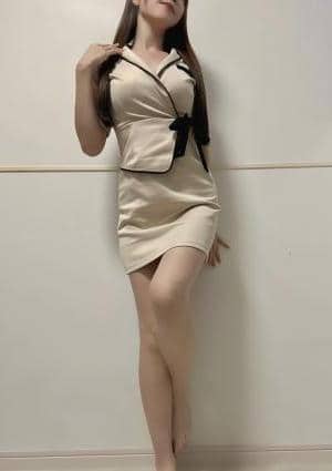 優木あずみ