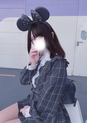 HITORI GURASHI セラピスト なつき