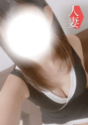 橘 あやめ
