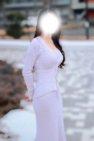 scrape_url:https://grandaromatokyo.com/images_staff/507/071113044017.jpg