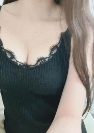 みい