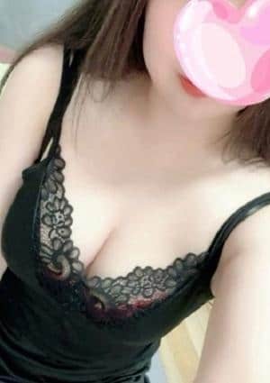 CRYSTAL SPA セラピスト ももな