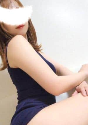 椿ゆりあ