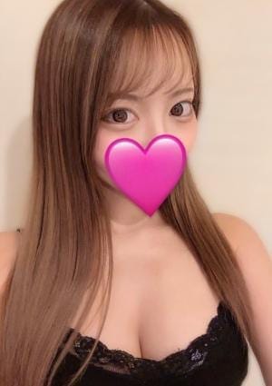 桃 かのん