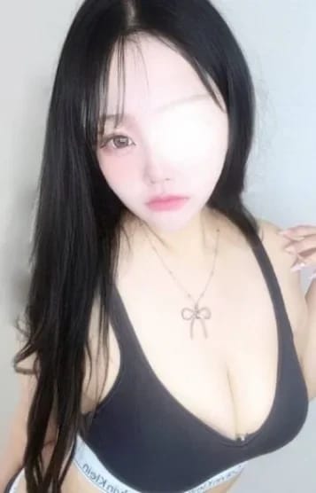 scrape_url:https://img.estama.jp/shop_data/00000040892/cast/sub/357x556/img_1nw7o_20260117122009.jpg?f=webp