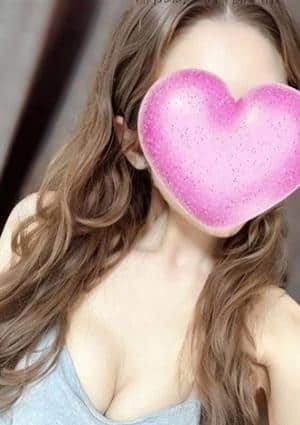 星奈(せな)