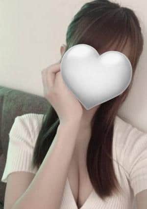 山田りな