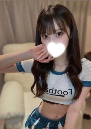 初音 まお
